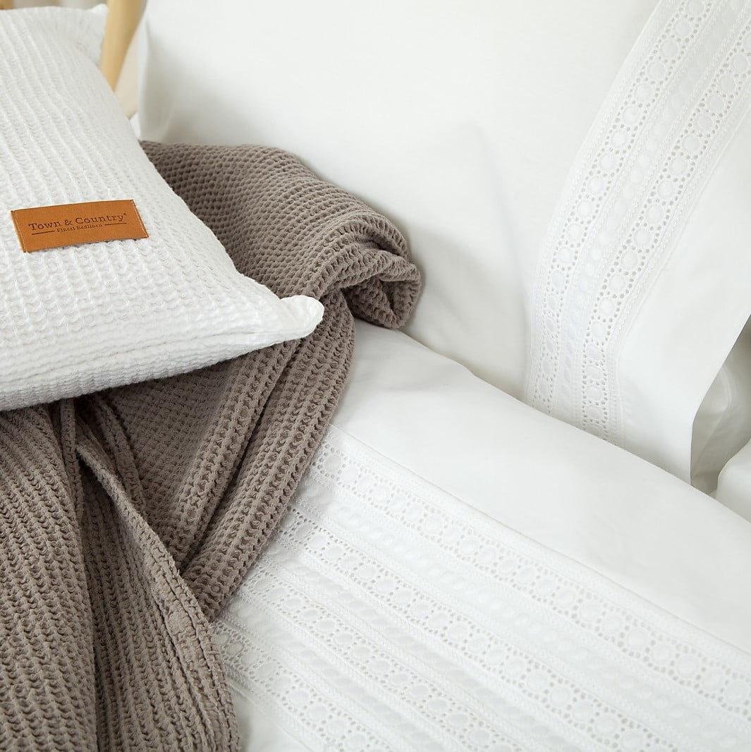 brocante dekbedovertrek Camilla wit