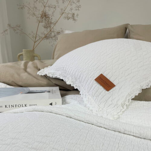 Romantische sprei Caroline wit